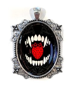 Art Pendant - Heartsblood Fangs